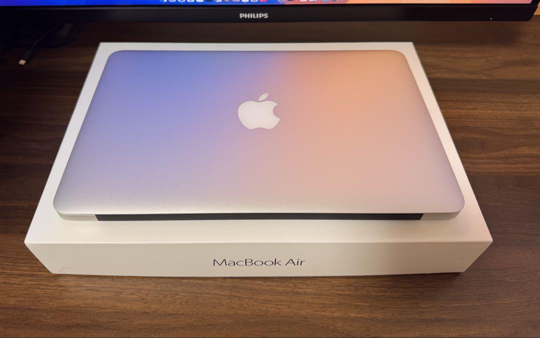 【美品】MacBook Air 11インチ 2015