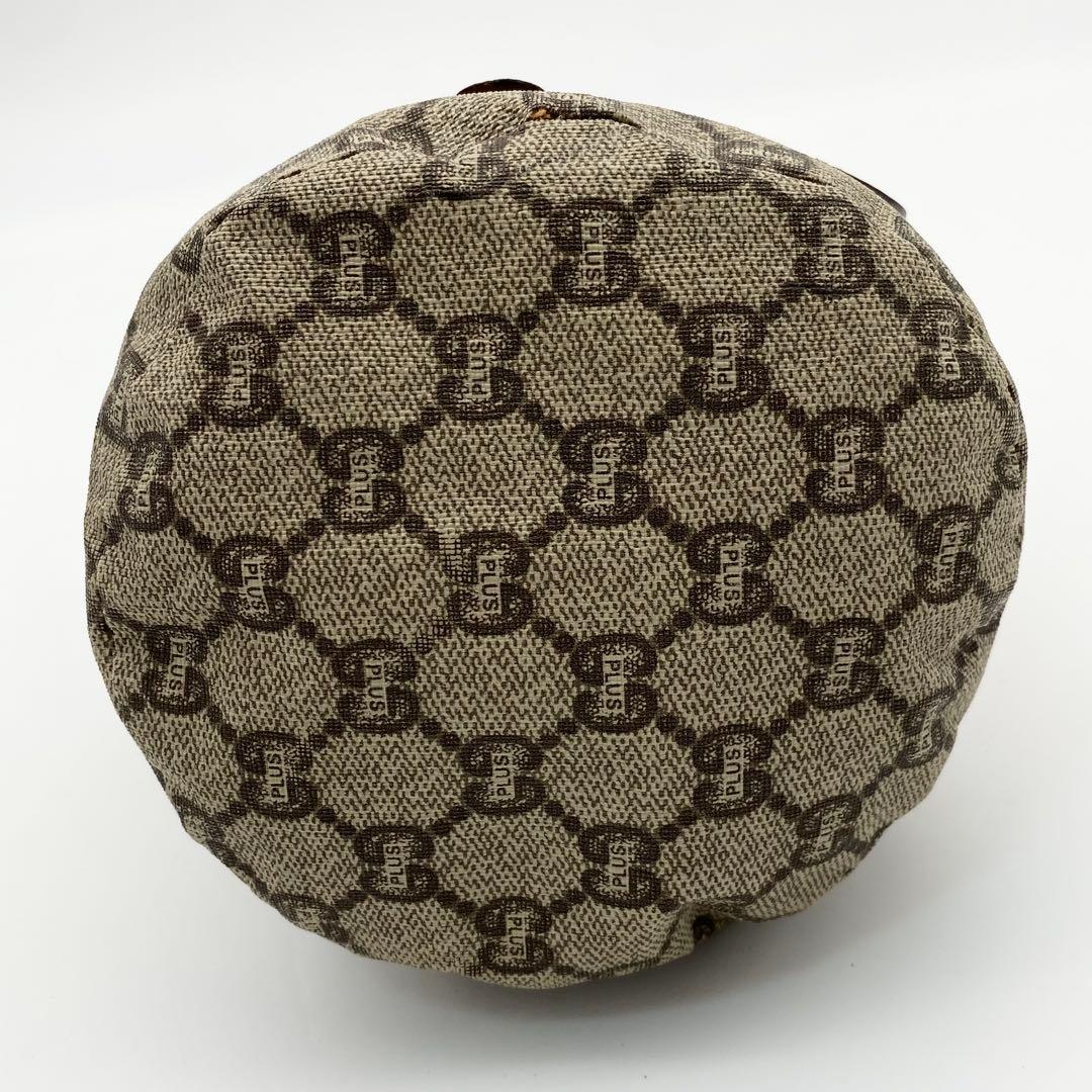 GUCCI　ショルダーバッグ　GGプラス　PVC×レザー　巾着バッグ　GG柄