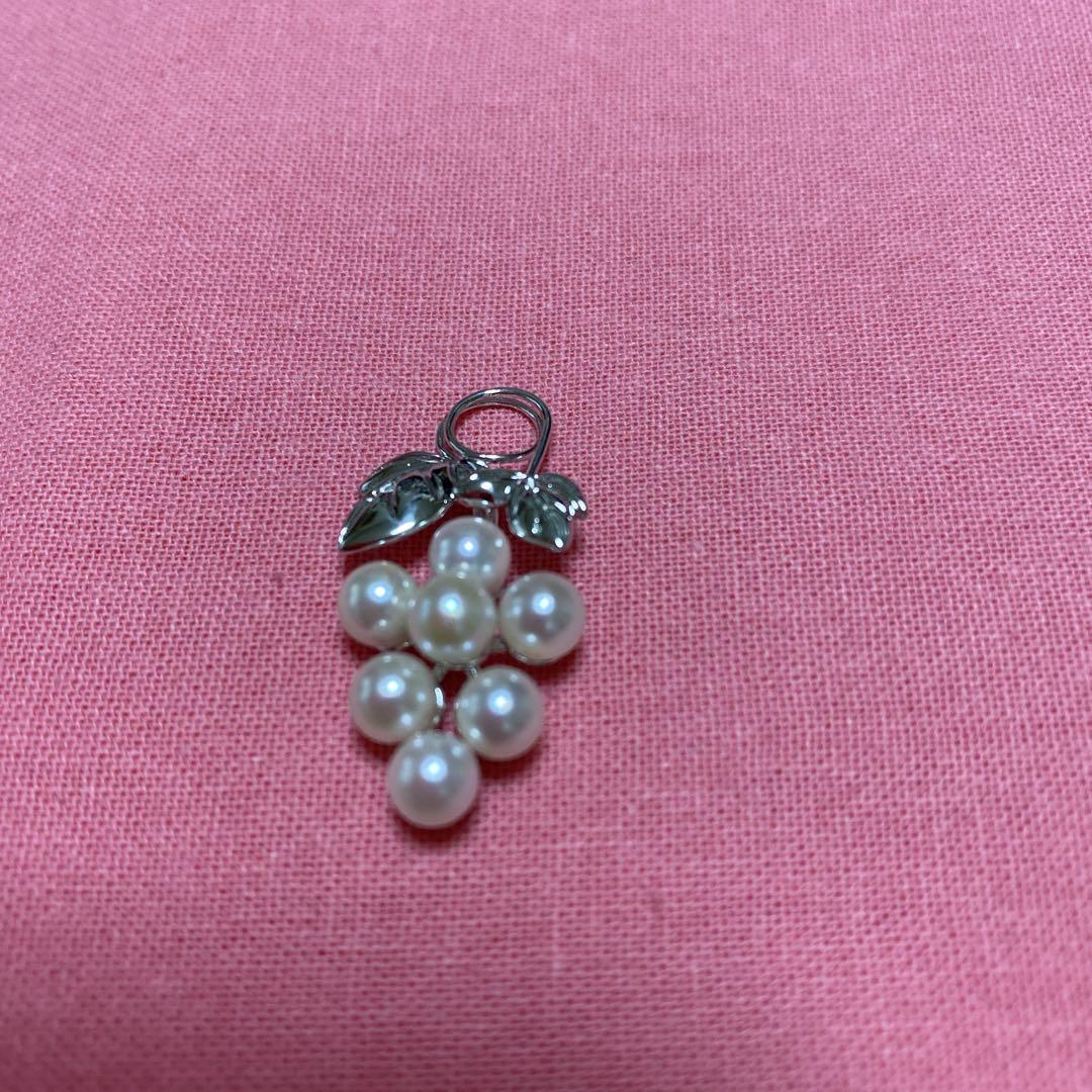 新品　SV アコヤ真珠ぶどうモチーフチャーム