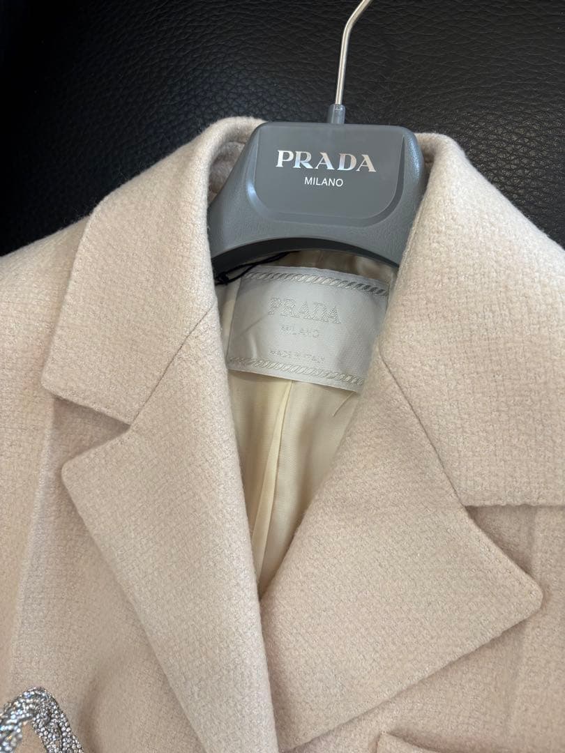 ベージュ チェスターコート