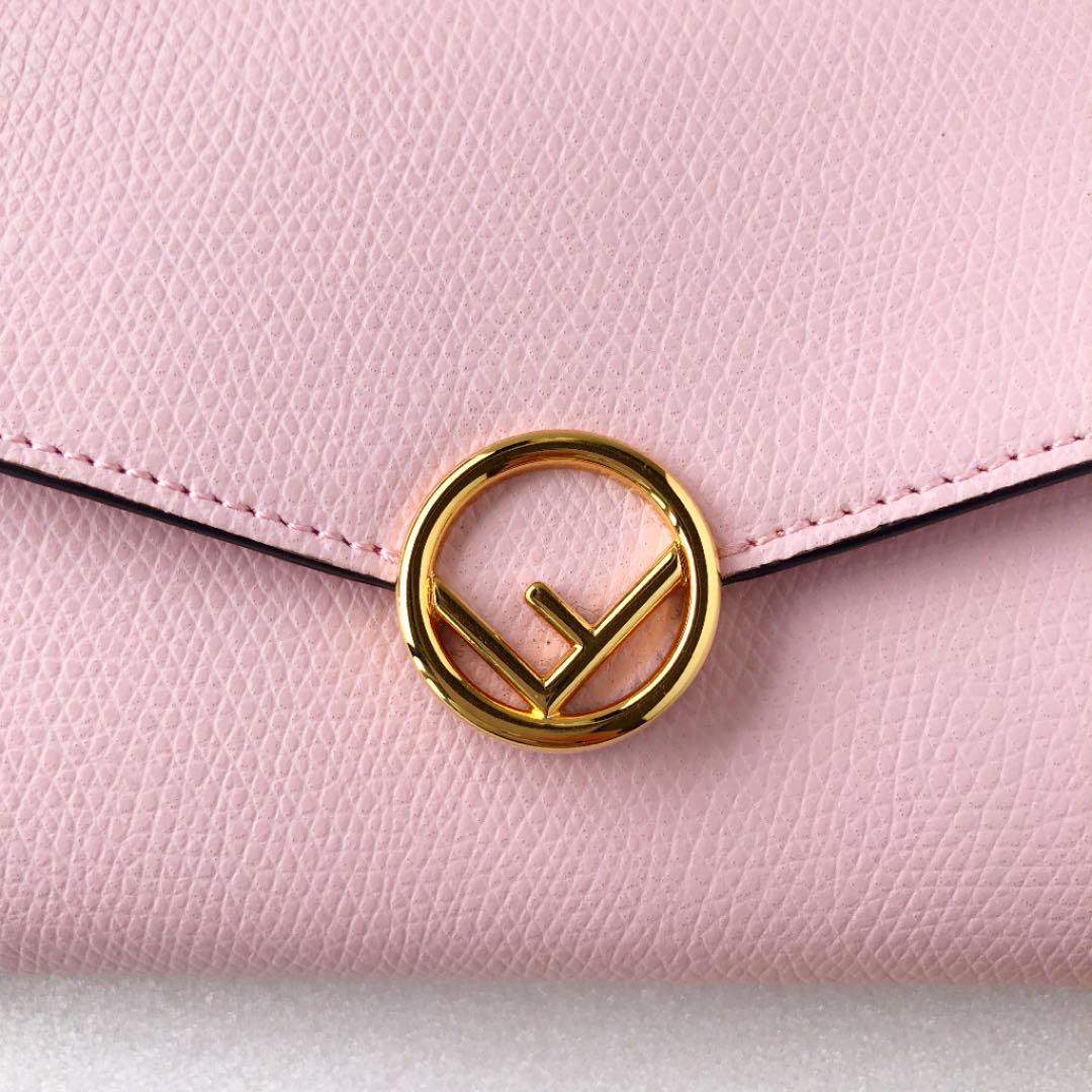 激レア】FENDI フェンディ チェーンウォレット 長財布 財布 - メルカリ 激レア】FENDI フェンディ チェーンウォレット 長財布 財布 - メルカリ