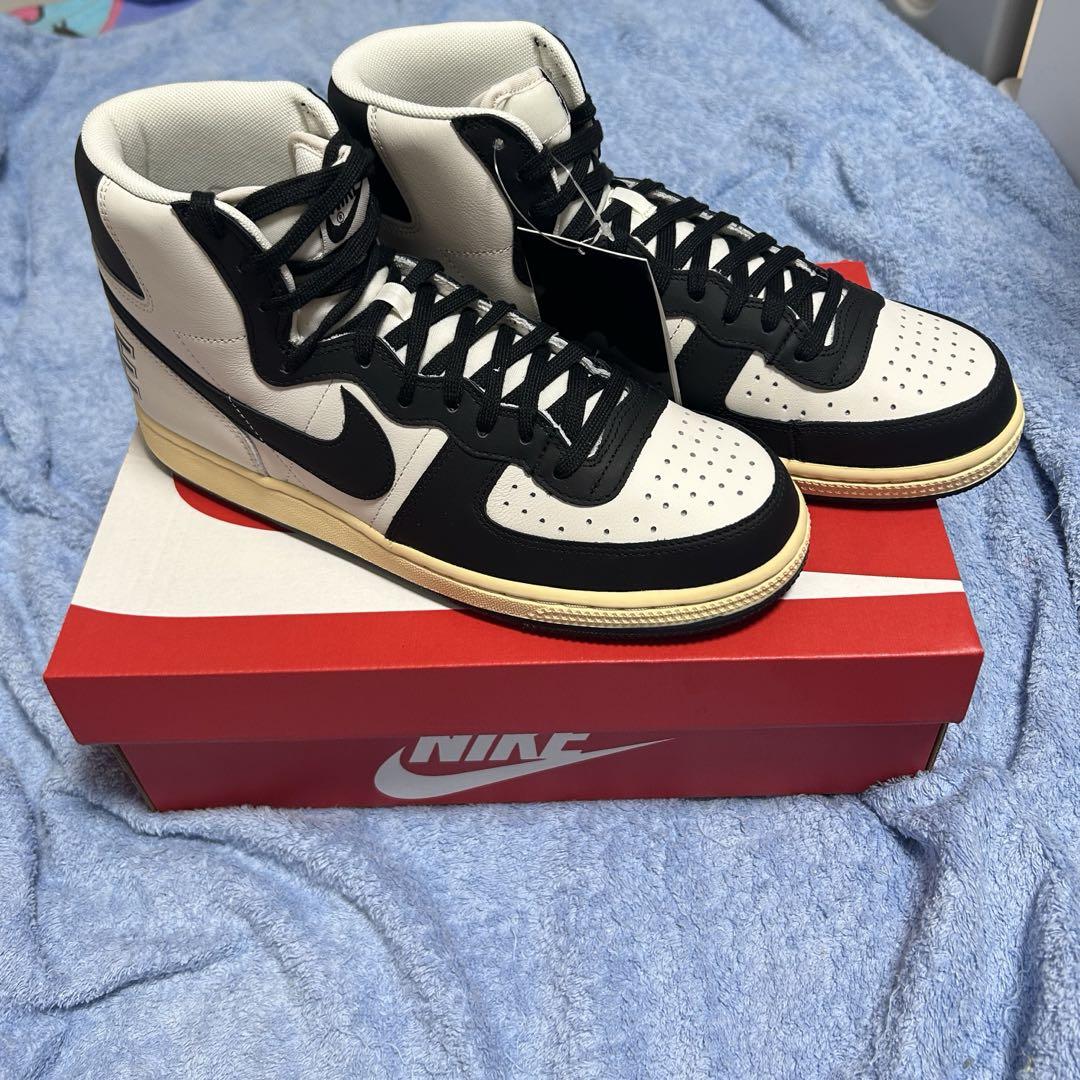 NIKE ターミネーター　ハイ　PRM
