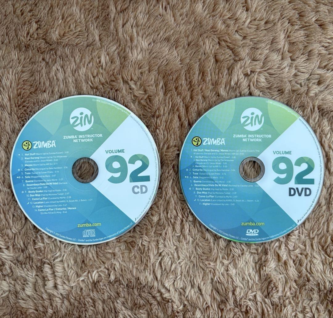 ZUMBA ズンバ ZIN 25CD ＆ DVD 非売品❣️