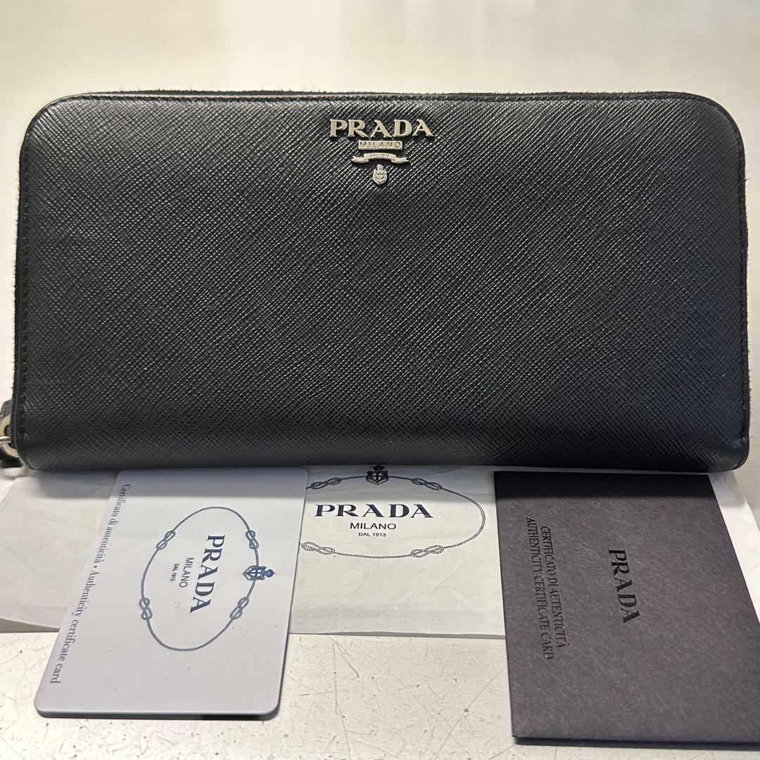 未使用に近い‼️ プラダ　PRADA 長財布　サフィアーノ　ラウンドファスナー