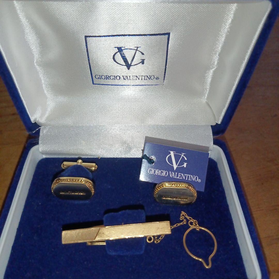 【未使用品】Giorgio Valentino ネクタイピン・カフスセット