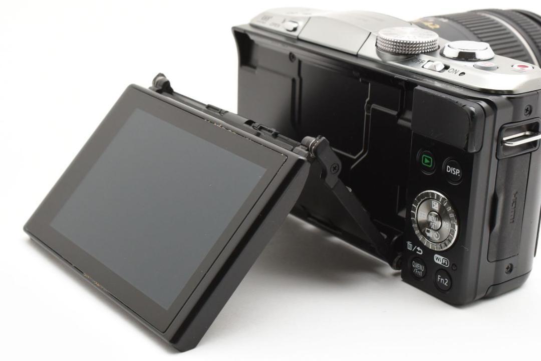 Panasonic パナソニック Lumix DMC-GF6 ミラーレスカメラ
