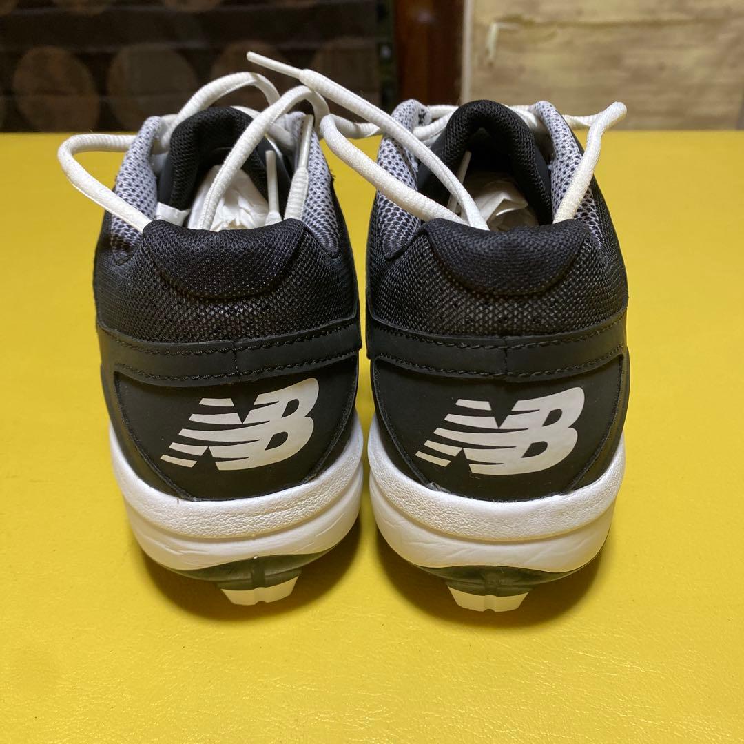 new balance 野球シューズ