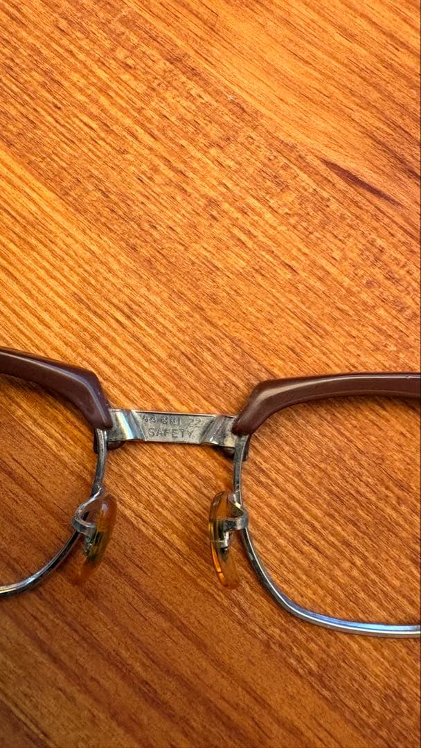 50s B&L SAFTY ボシュロム サーモント クロスヒンジ 44/22 50s B&L SAFTY ボシュロム サーモント クロスヒンジ 44/22