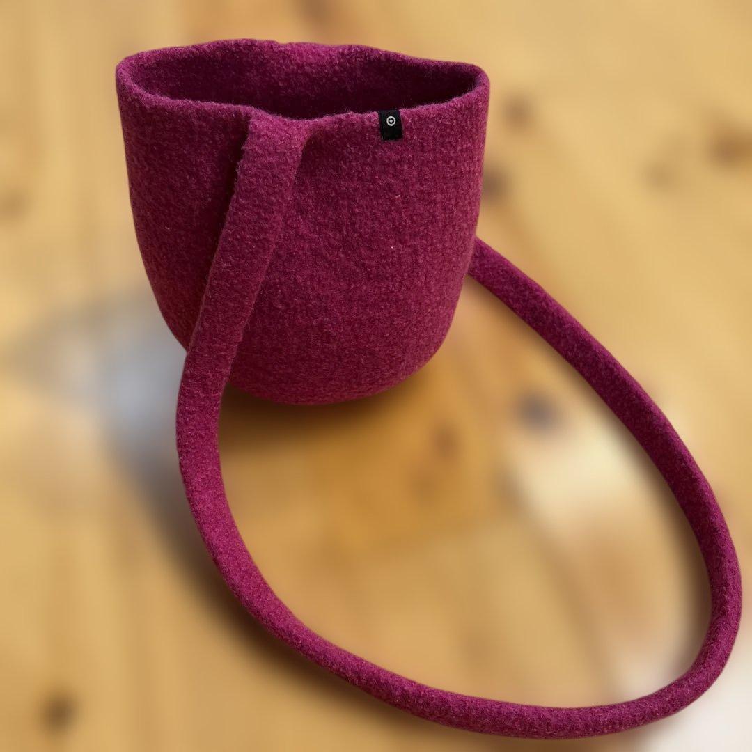 cecilie Long strap smallest bucket bagやや傷や汚れあり