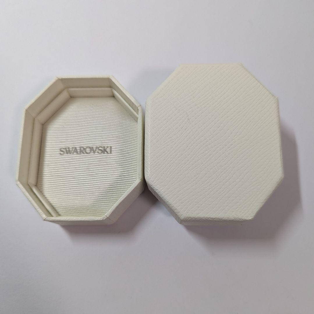 スワロフスキー Birthstone スタッドピアス ブルー 青