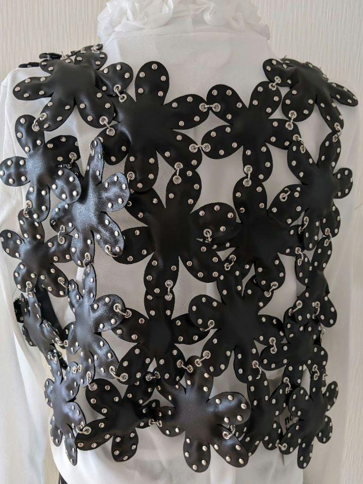 ❖kei ninomiya❖新品未使用タグ付❀フラワー✿ハーネス✿ベスト✿