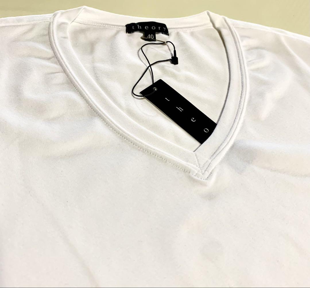 【まるこ】Theory luxe ウォッシャブル VネックTシャツ 白 theory】新品・未使用 Vネック ホワイトTシャツ - メルカリ