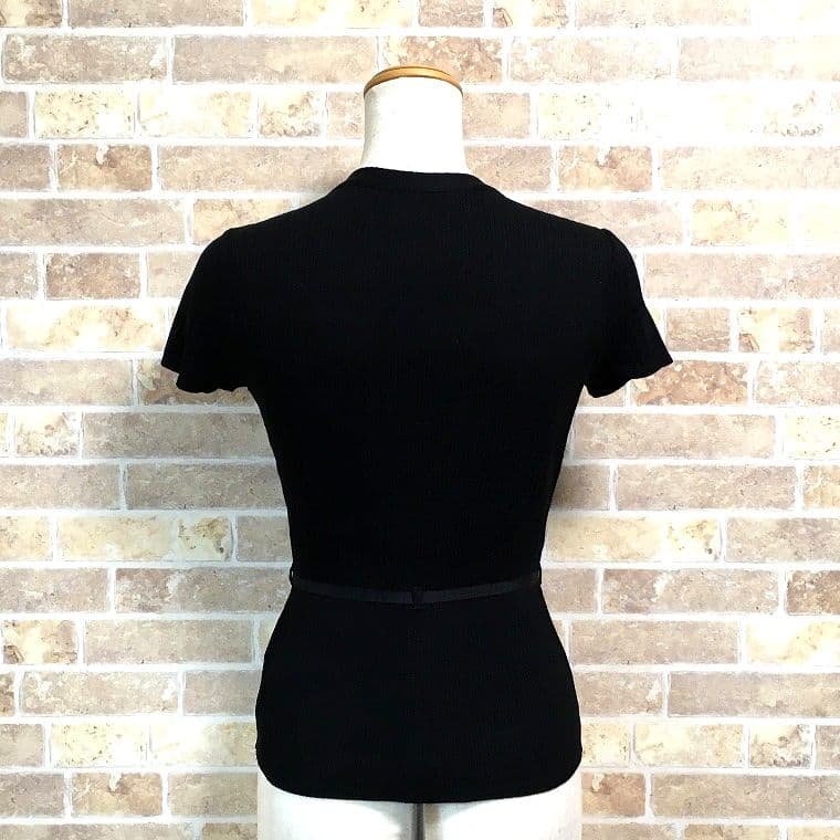 送料込み! 未使用品 BURBERRY トップス ブラック タグ付き 9 送料込み! 未使用品 BURBERRY トップス ブラック タグ付き 9