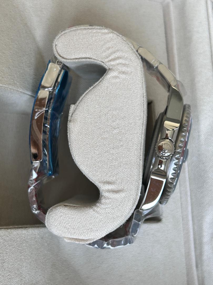 ロレックス ROLEX 40mm 型番:126710q