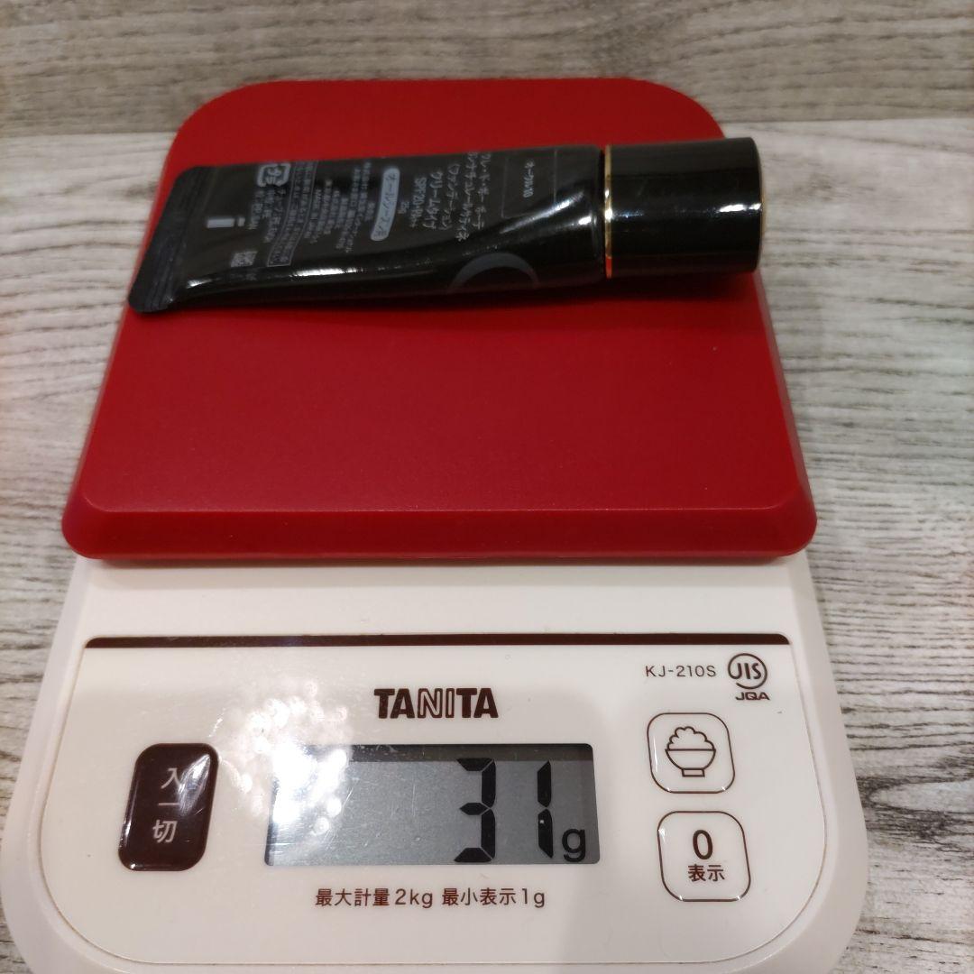 クレドポーボーテ タンナチュレールフリュイドオークル10クリームタイプ クレ・ド・ポー ボーテ / タンナチュレールフリュイドtの公式