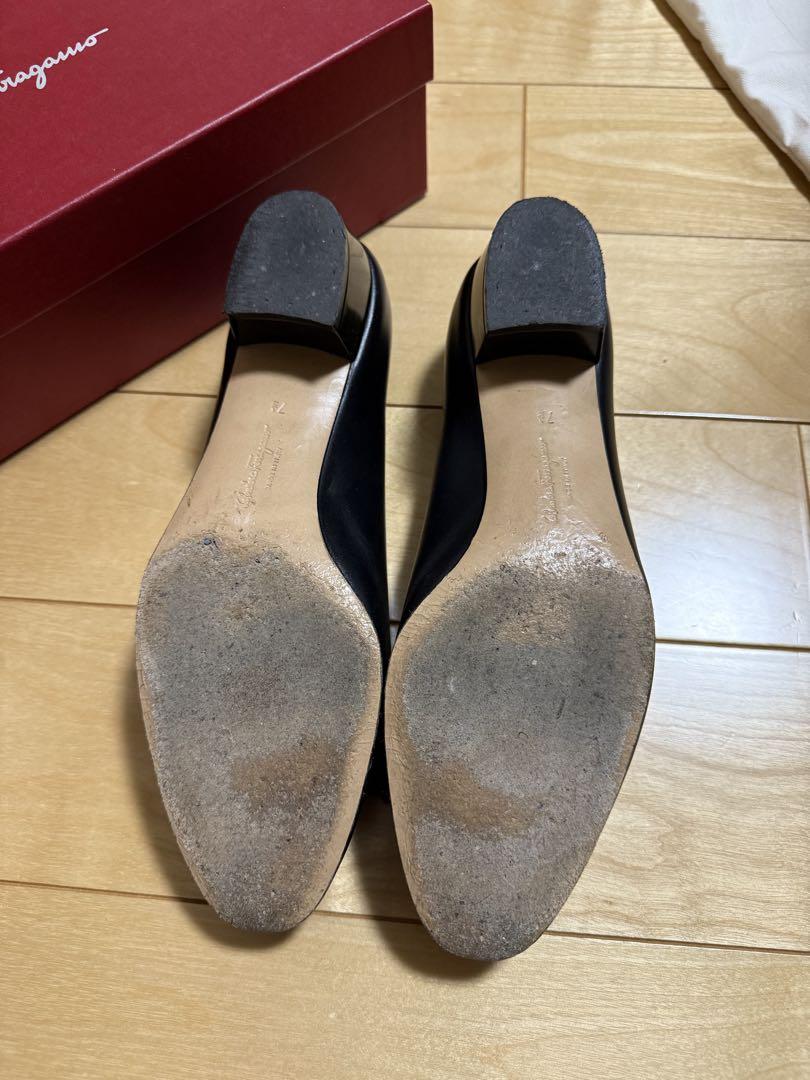 【美品】FERRAGAMO フェラガモ ヴァラ パンプス　24.5