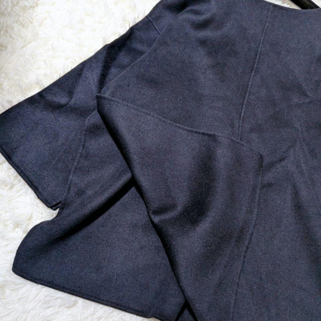 nha518です！美品✨COS V-NECK WOOL CAPEウール