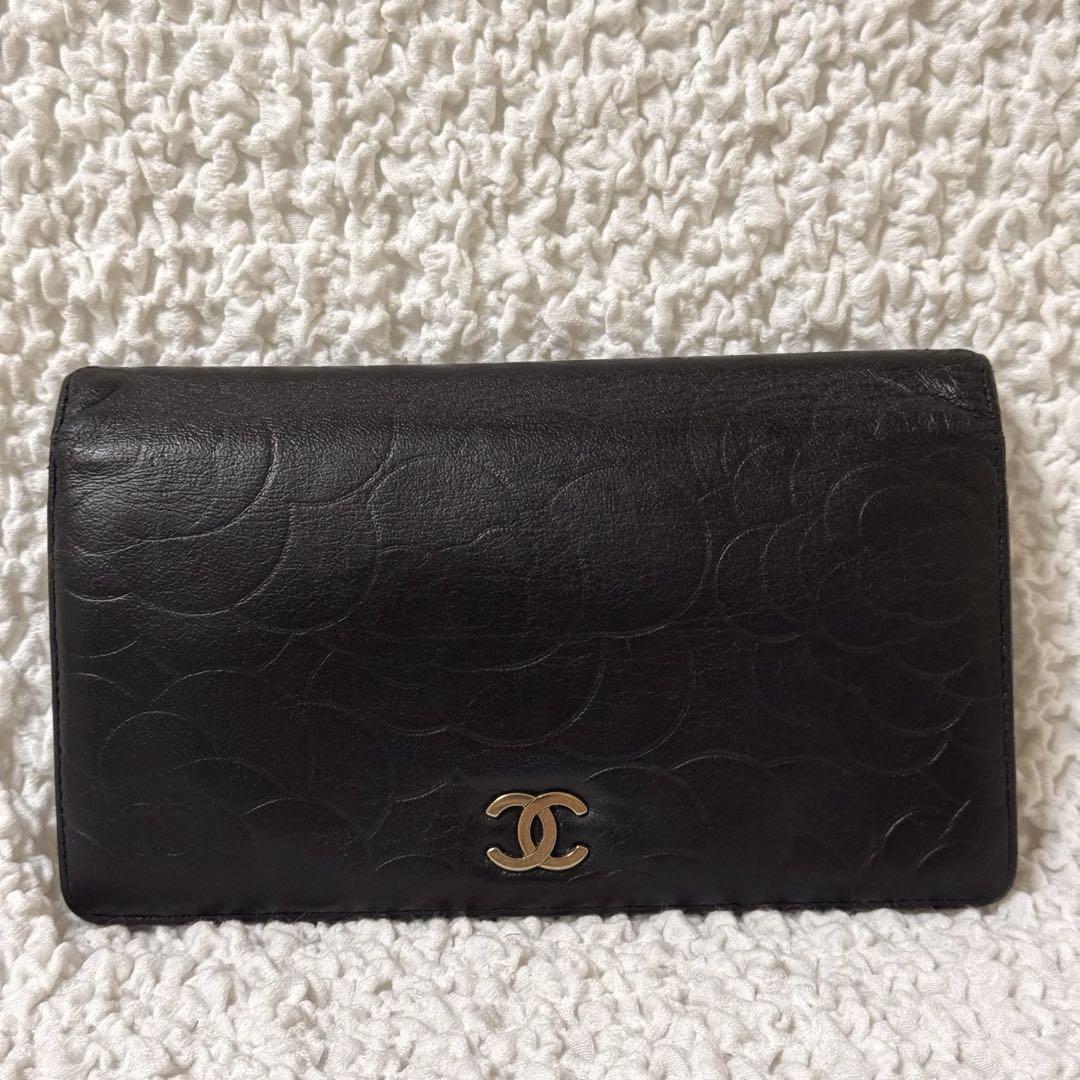 美品✨️シャネル CHANEL カメリア ラムスキン　長財布 ゴールド金具