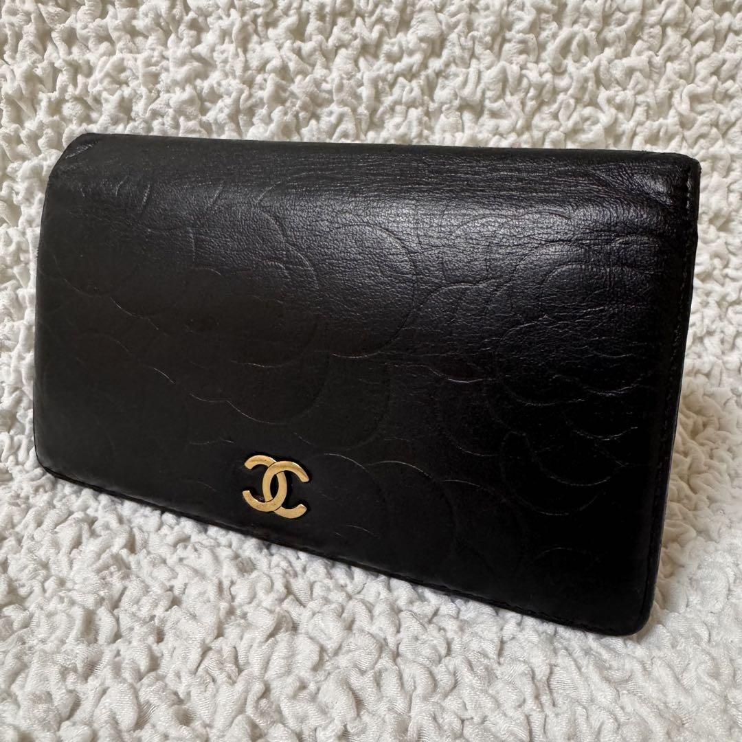 美品✨️シャネル CHANEL カメリア ラムスキン　長財布 ゴールド金具