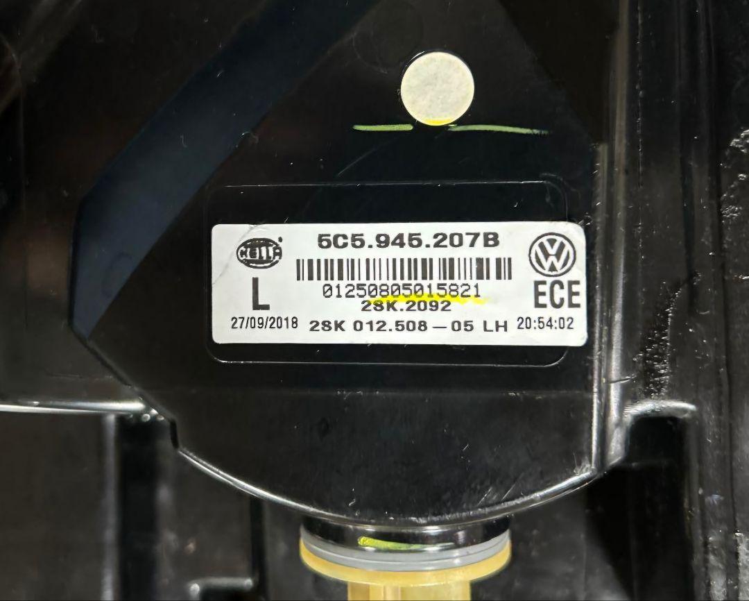 VW ザビートル 純正 LEDテール ライト ダークレッド
