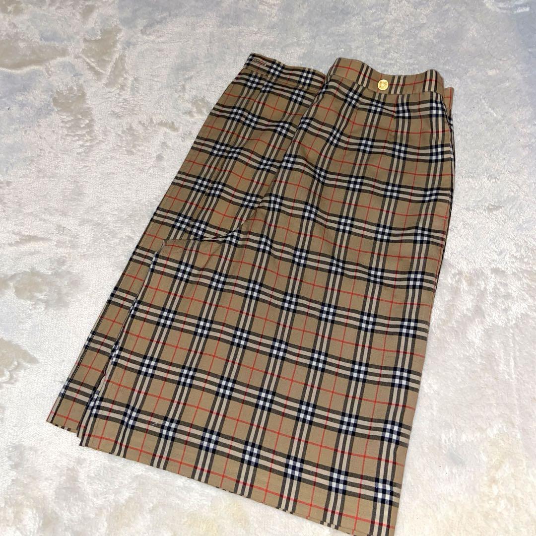 美品　BURBERRY キュロットスカートサイズ11号　ノバチェック