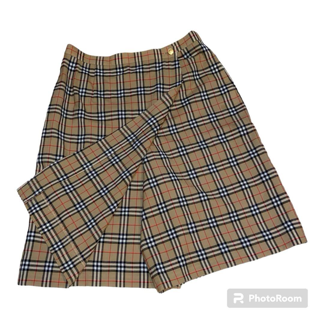 美品　BURBERRY キュロットスカートサイズ11号　ノバチェック