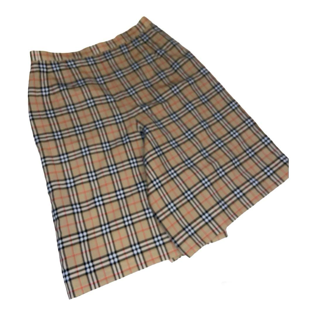 美品　BURBERRY キュロットスカートサイズ11号　ノバチェック