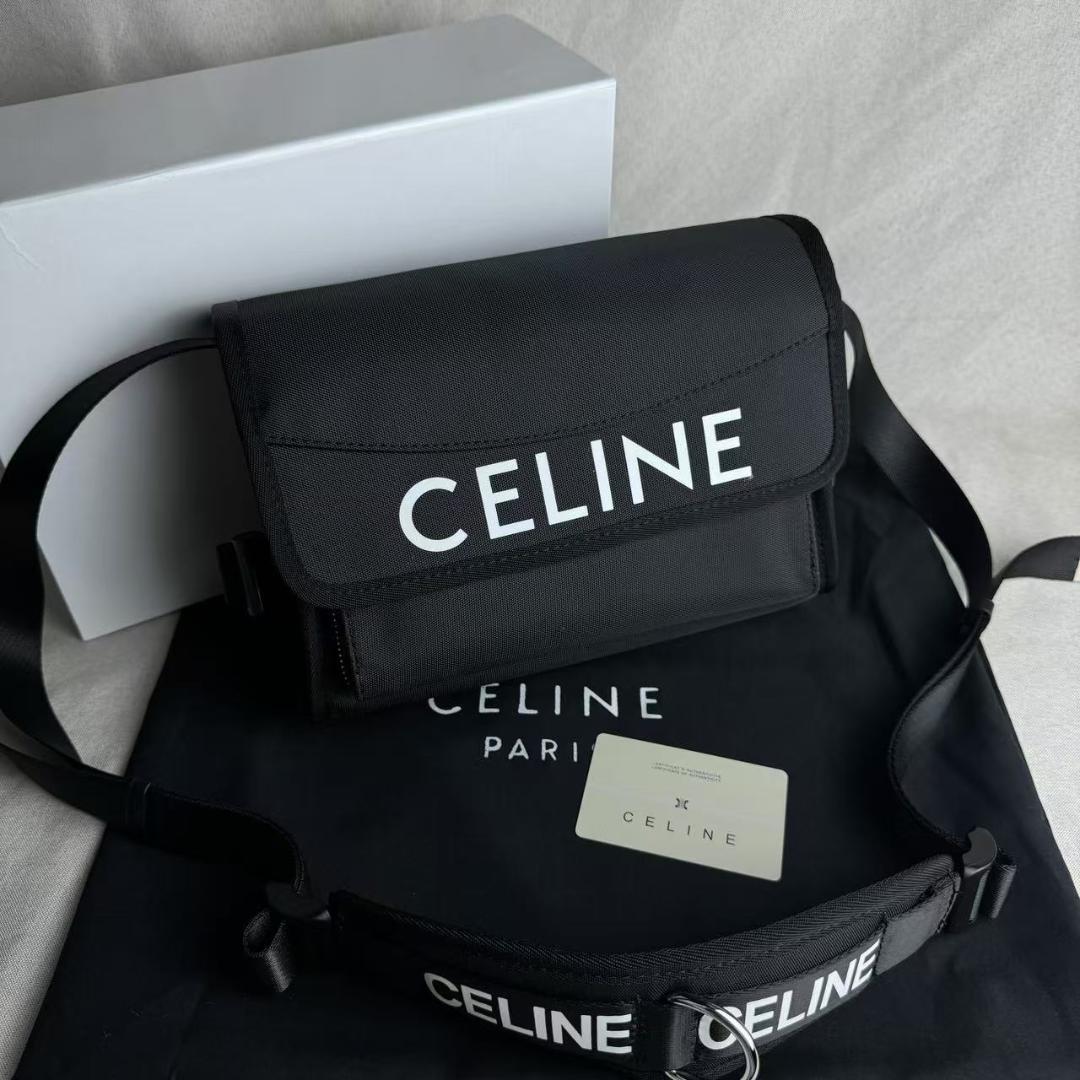 CELINE スモールトレッキングメッセンジャーショルダーバッグ