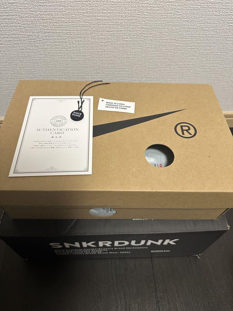 Off-White × Nike コラボスニーカー