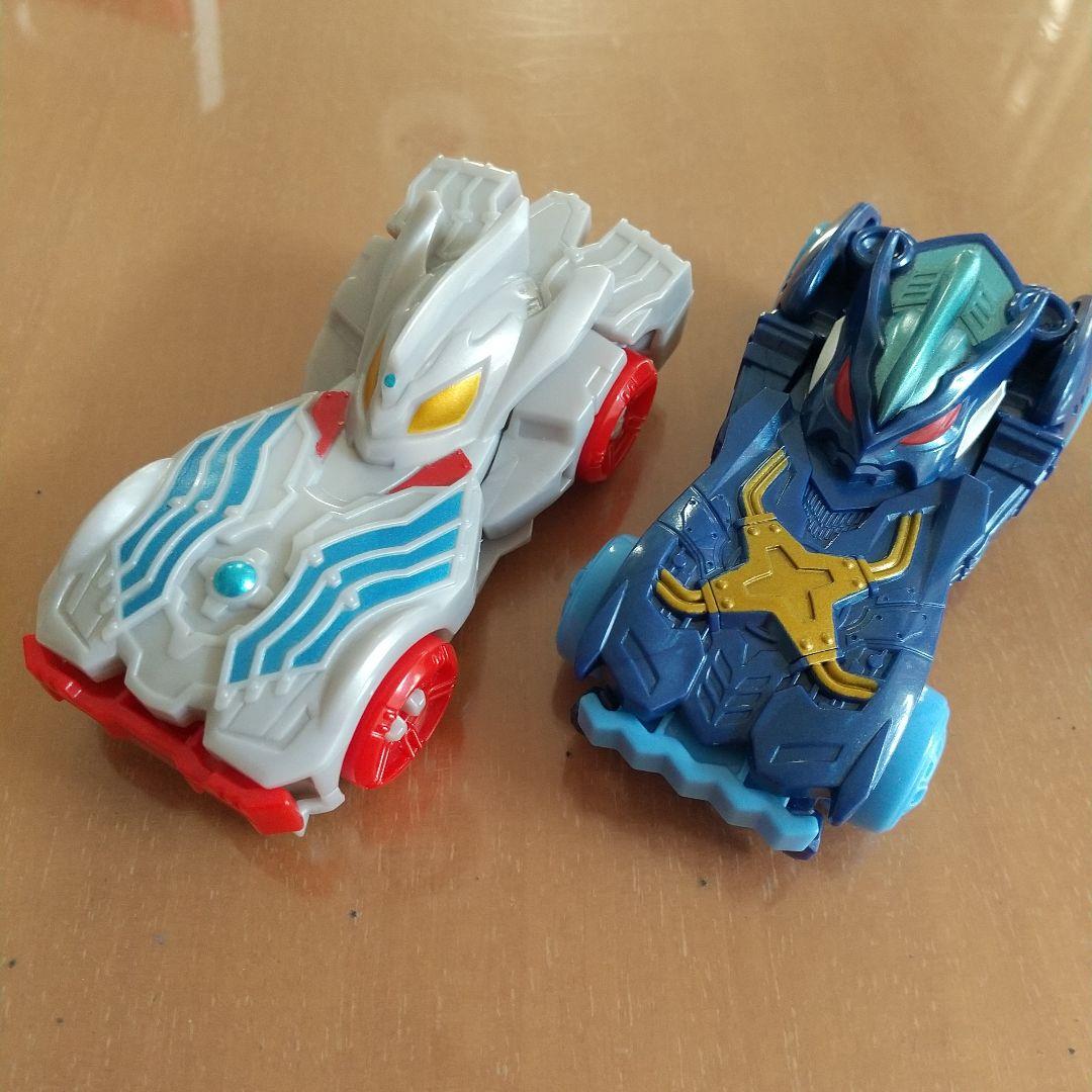 ウルトラマン ウルトラビークル アタック変形 - メルカリ