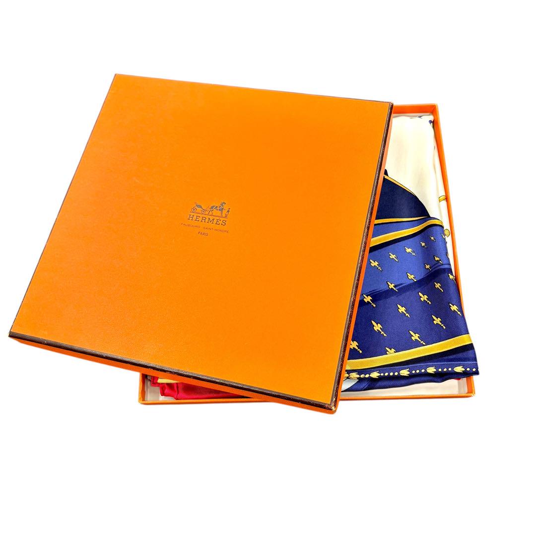 HERMES/エルメス カレ90 クイーンの載冠式 シルク スカーフ f_027