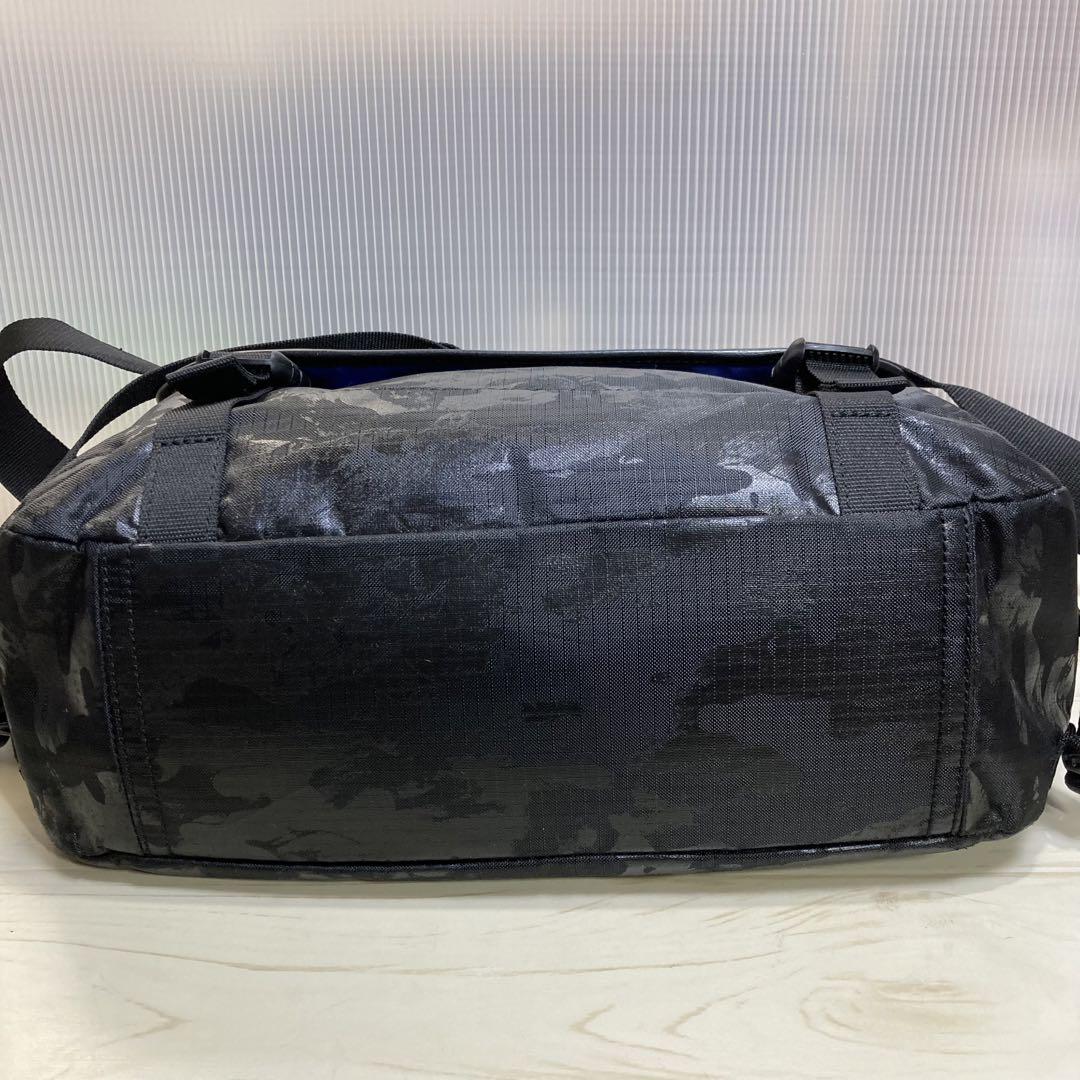 美品✨DIESEL ショルダーバッグ メッセンジャーバッグ 迷彩 A4