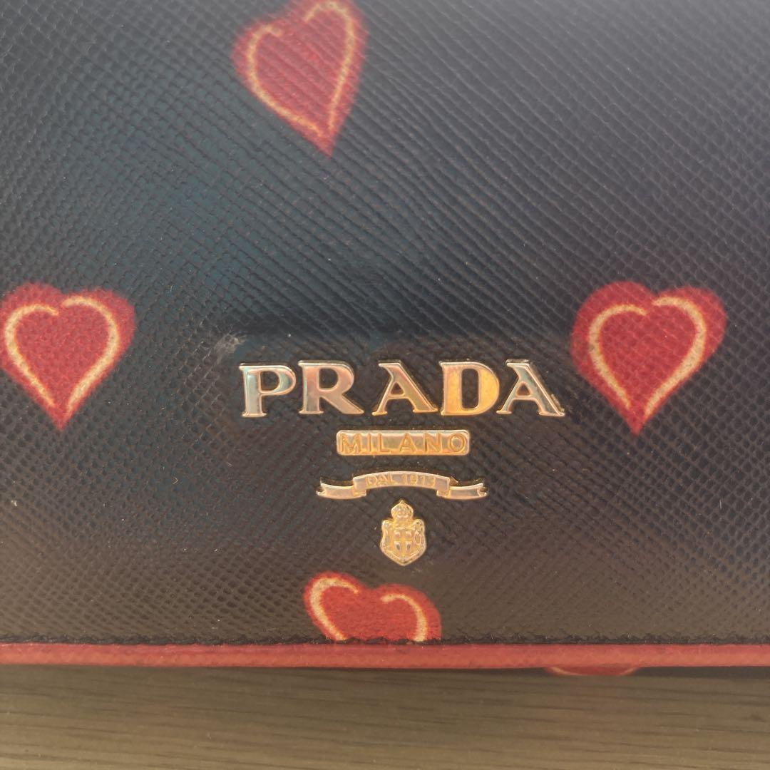 PRADA ハート柄 長財布 ブラック/レッド　箱、パスケースつき
