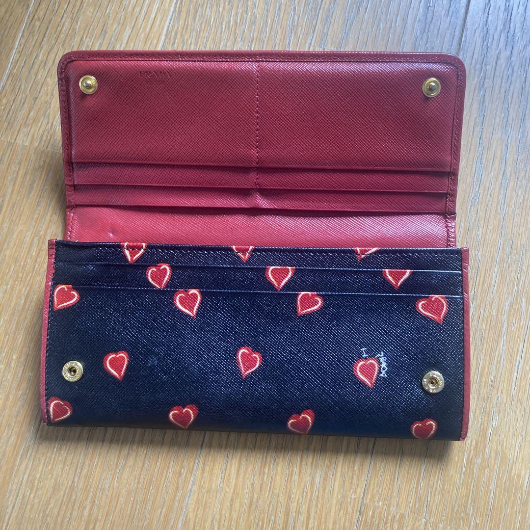 PRADA ハート柄 長財布 ブラック/レッド　箱、パスケースつき