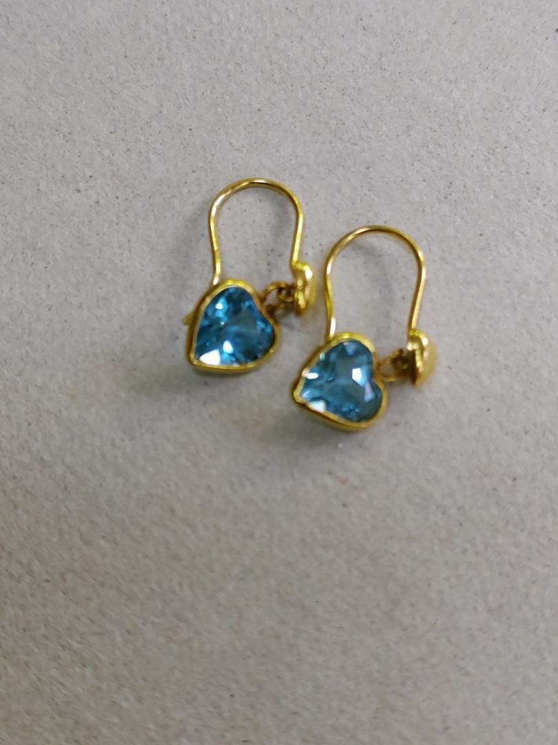 K18ブルートパーズファッションピアス☆USED品☆