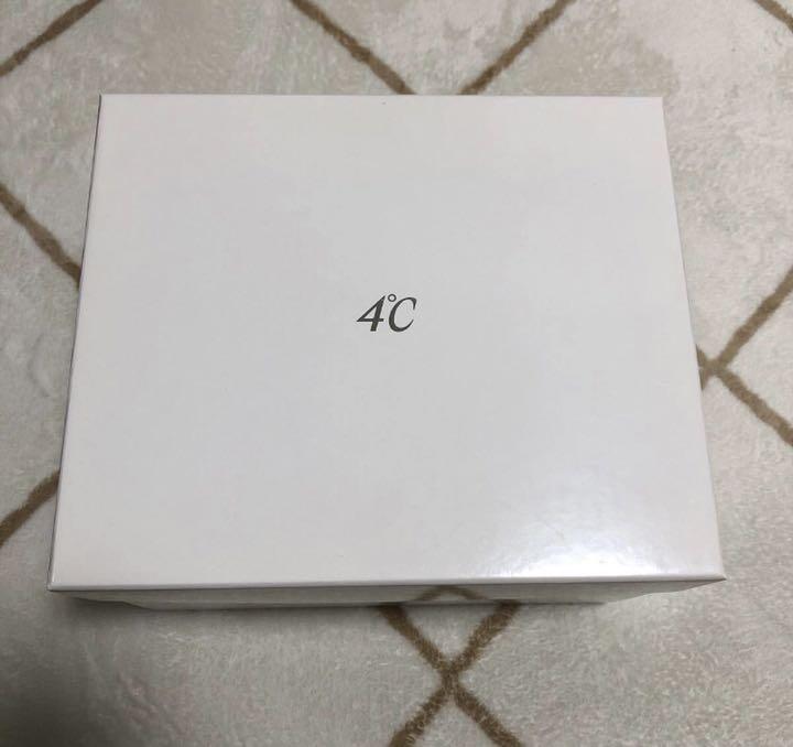 【本物保証】 4℃ アクセサリーケース リングピロー付 ケース/ボックス 【本物保証】 4℃ アクセサリーケース リングピロー付 ケース/ボックス