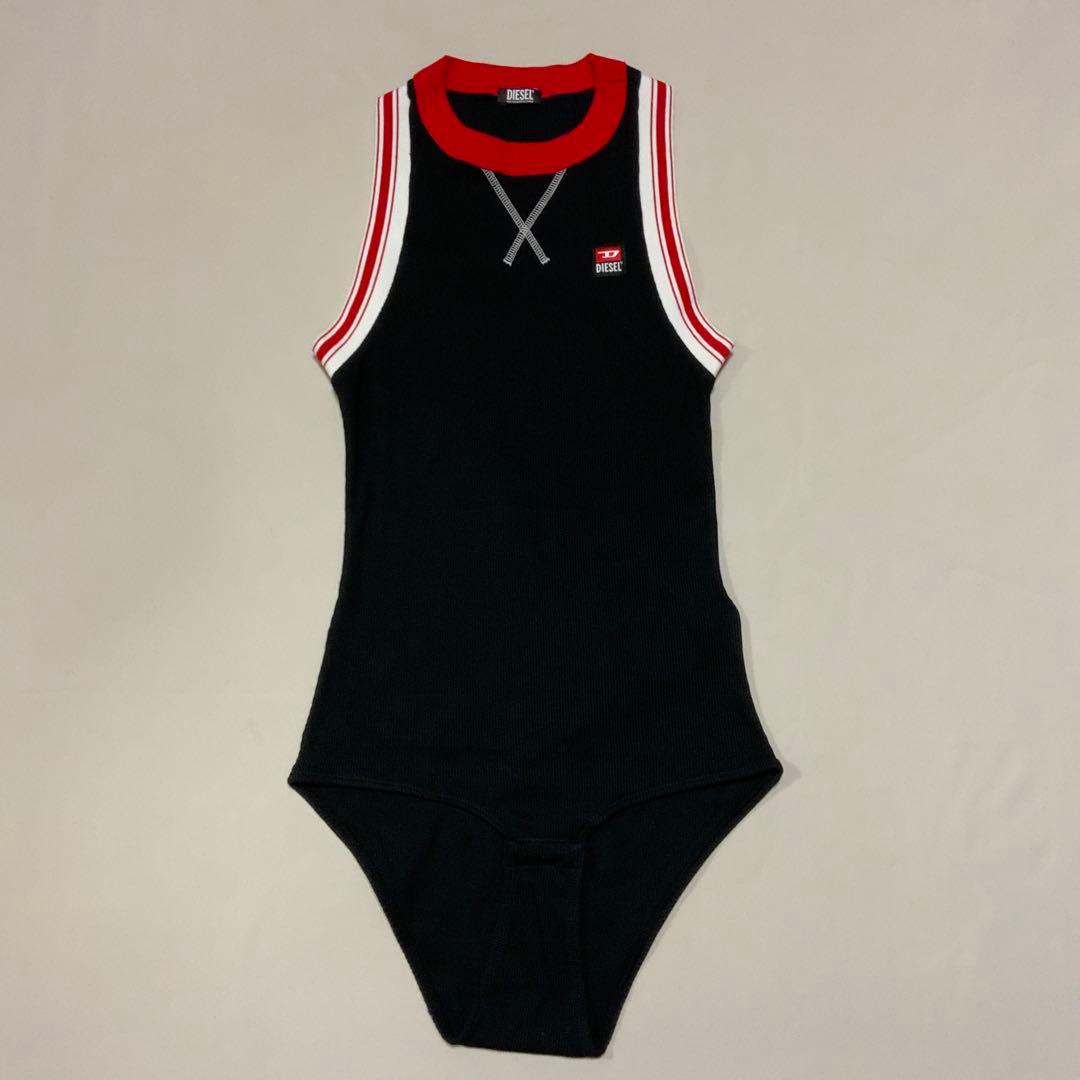 洗練されたデザイン　Diesel UFBY-ELINAS-C ボディスーツ