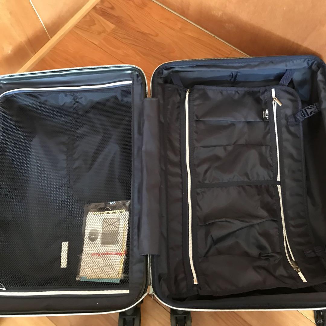 【極美品】Siffler シフレ　スーツケース キャリーバッグ M 拡張　双輪