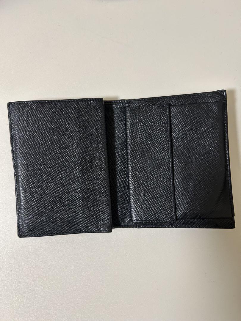 PRADA 2つ折り財布