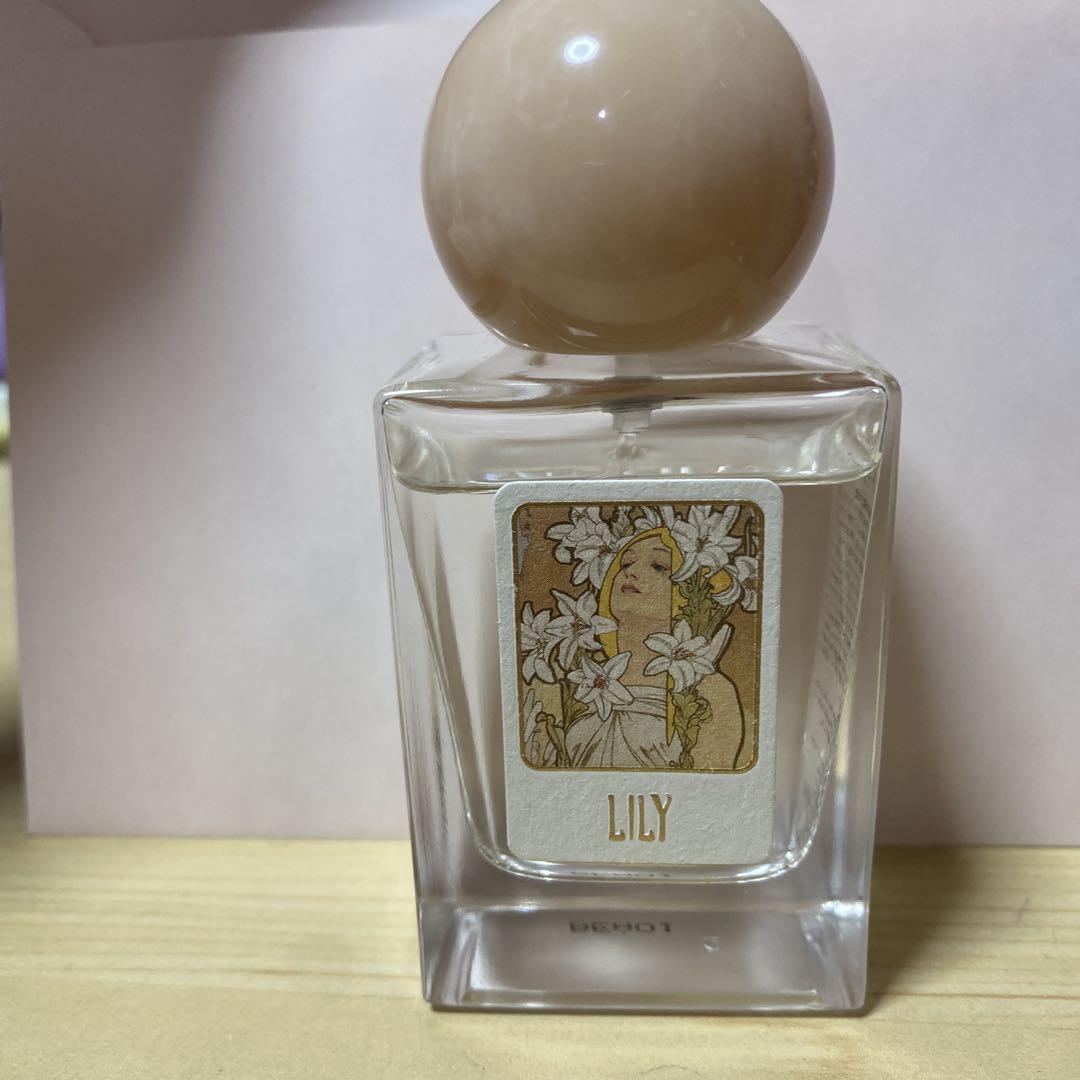 MUCHA(ミュシャ)オードトワレ LILY（35ml） - メルカリ