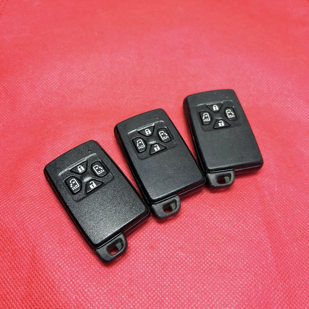 トヨタ　純正　スマートキー  リモコン　キーレス　両側　スライドドア　10個➕2 トヨタ純正スマートキー リモコンキーレス両側スライドドア10個➕2個