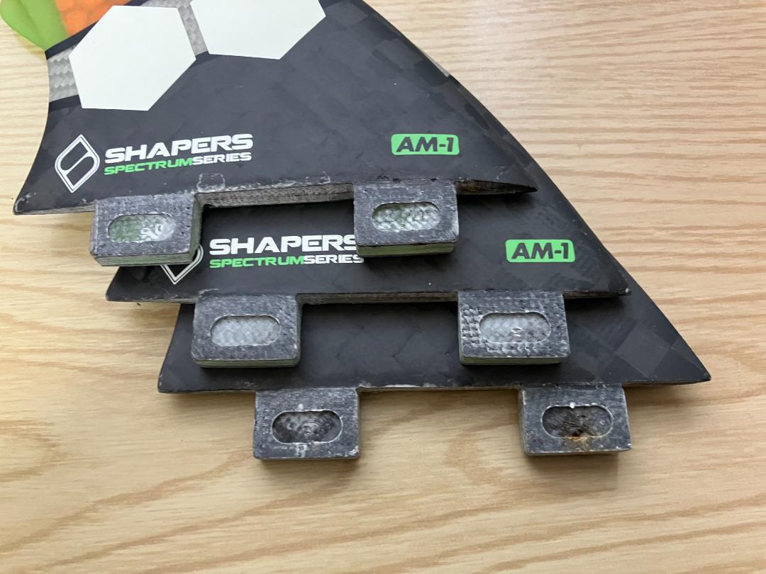 SHAPERS FINS FCS Mサイズ AM1 Spectrum Fin - メルカリ