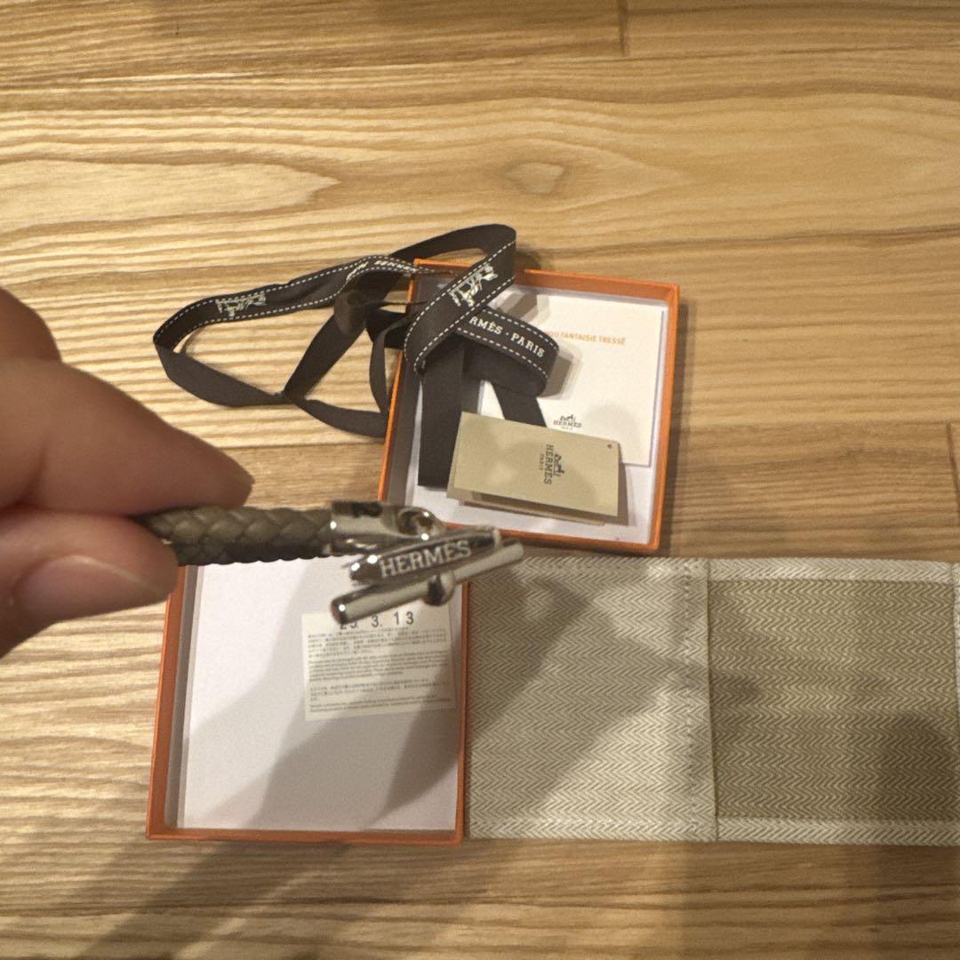 HERMES レザーブレスレット 《エトリエ》