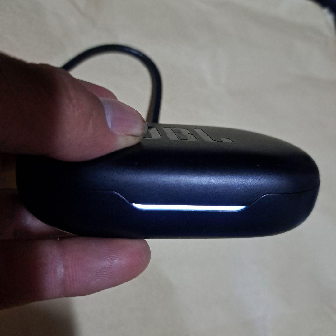 JBL SOUNDGEAR SENSE ワイヤレスイヤホン　ケースのみ　充電器