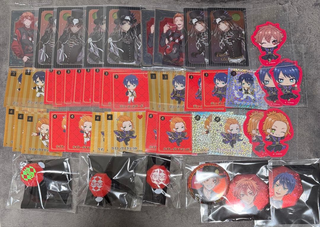 ツイステ カード ステッカー 缶バッジ リンライ エース デュース ケイト