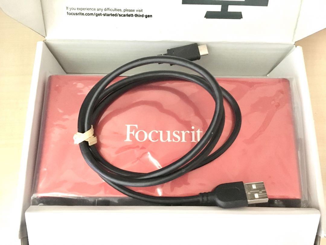 Focusrite Scarlett 2i2 USBオーディオインターフェース