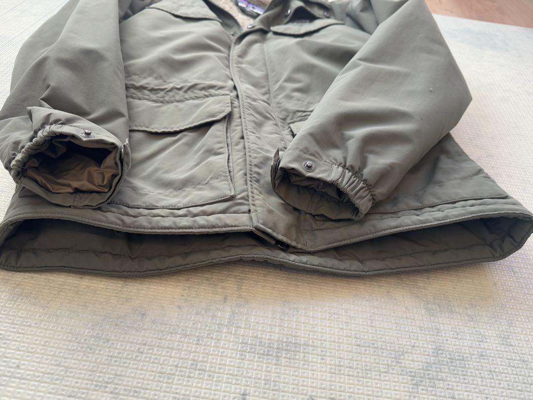 patagonia フード付きジャケット オリーブ