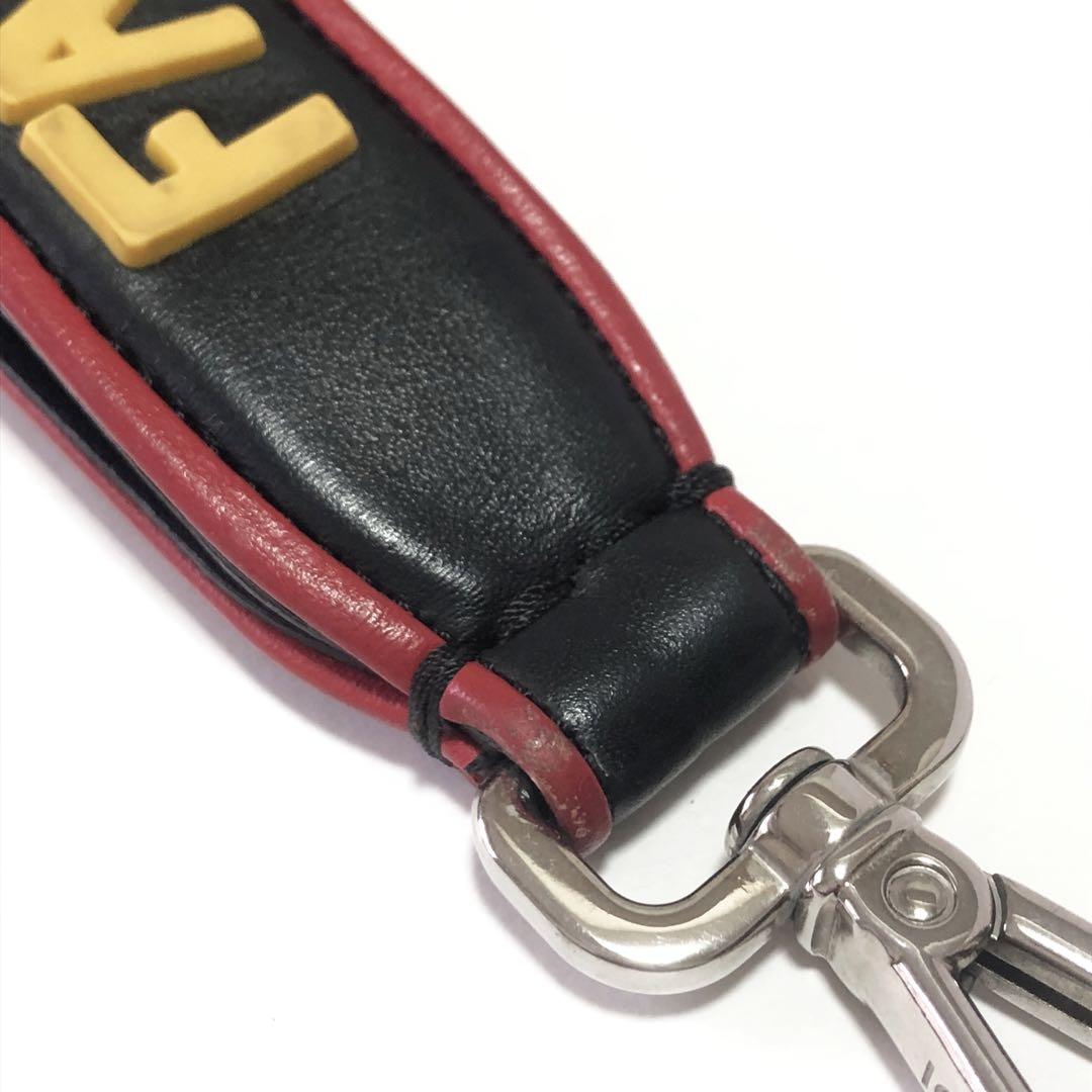 FENDI FANTASTIC ロゴレザー キーホルダー A254069 FENDI FANTASTIC ロゴレザー キーホルダー A254069 - メルカリ