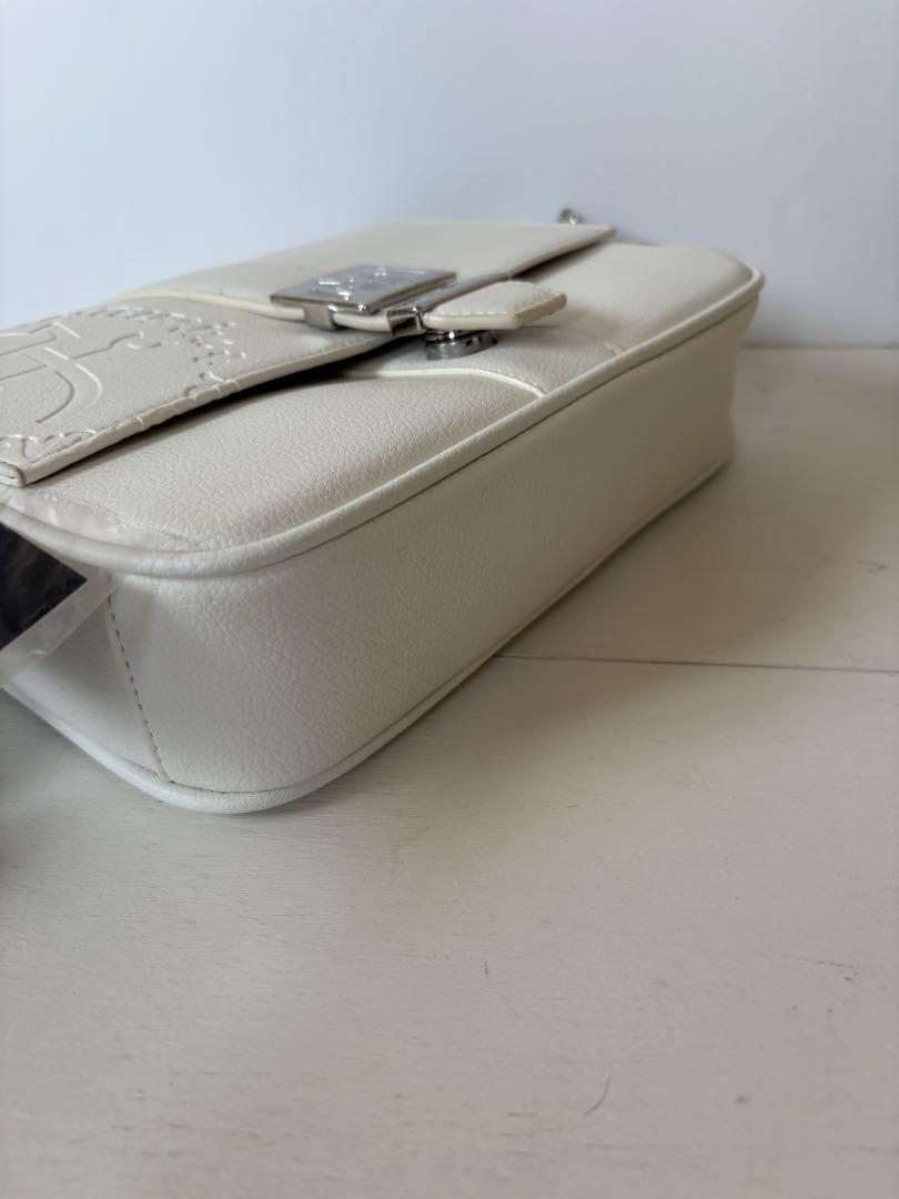 【新品】カステルバジャック　ショルダーバッグ　白