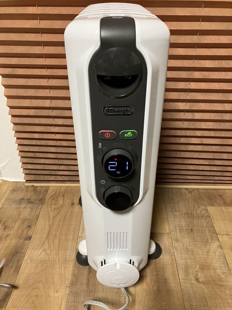 にゃん デロンギ　オイルヒーター　RHJ35M0812-DG